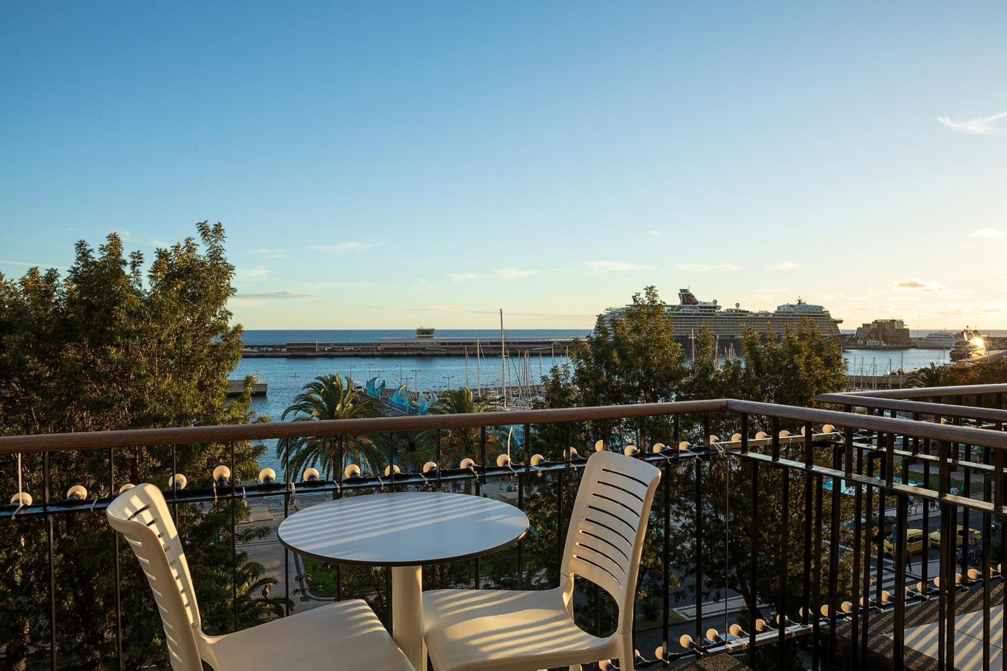 King David Suites By Madeira Sun Travel 푼샬 외부 사진