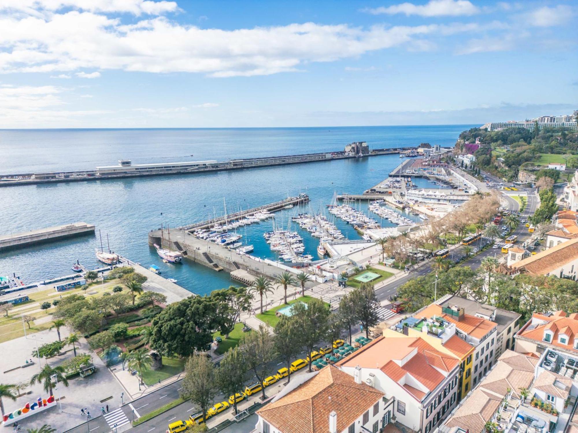 King David Suites By Madeira Sun Travel 푼샬 외부 사진